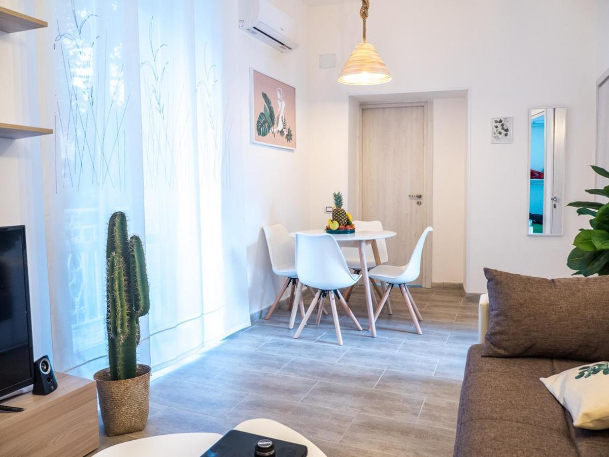 Апартаменти Chiaia Premium Flat, Naples Center, Near Seaside Екстер'єр фото